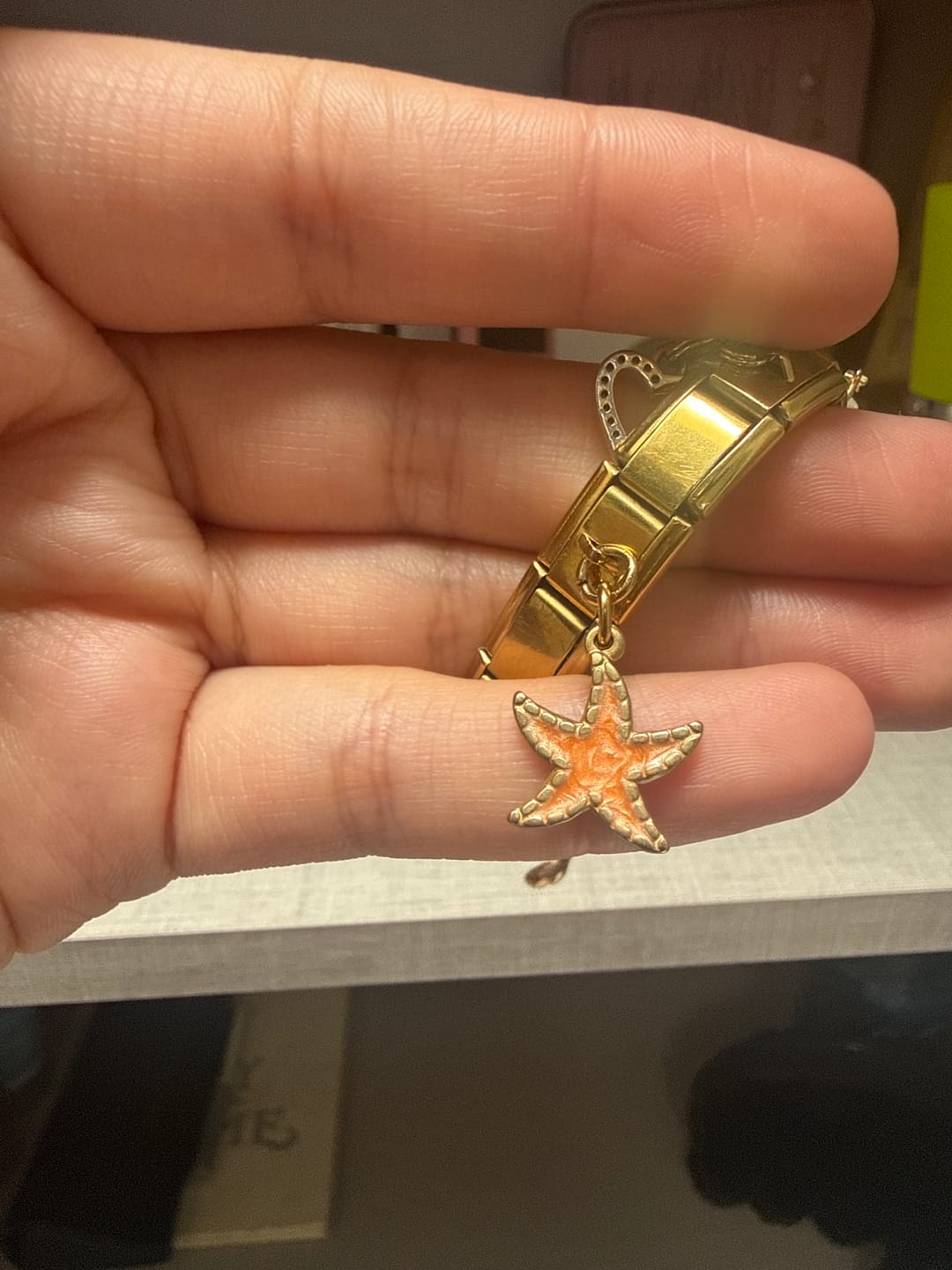 Customer photo review of Charm Estrella de Mar Rosa