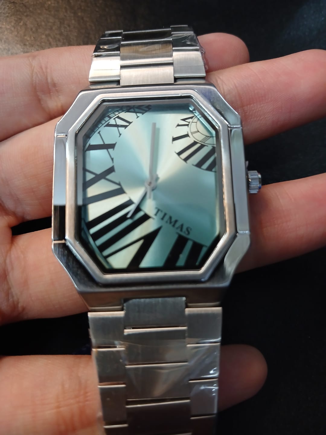 Customer photo review of Timas Avant-Garde Slim Edition | Ultra-Lightweight Artistic Roman Dial Watch