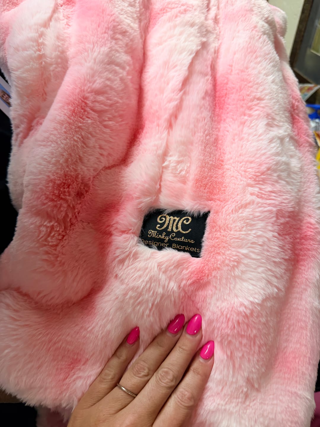 Customer photo review of Extreme Ultra Cloud Pink Lemonade Blanket