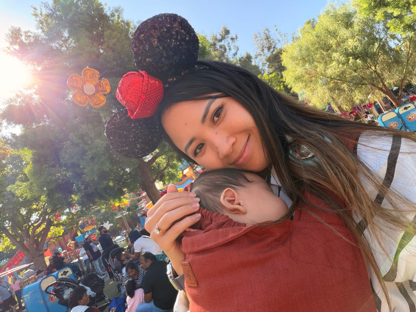 Customer photo review of Happy Baby Original Baby Carrier