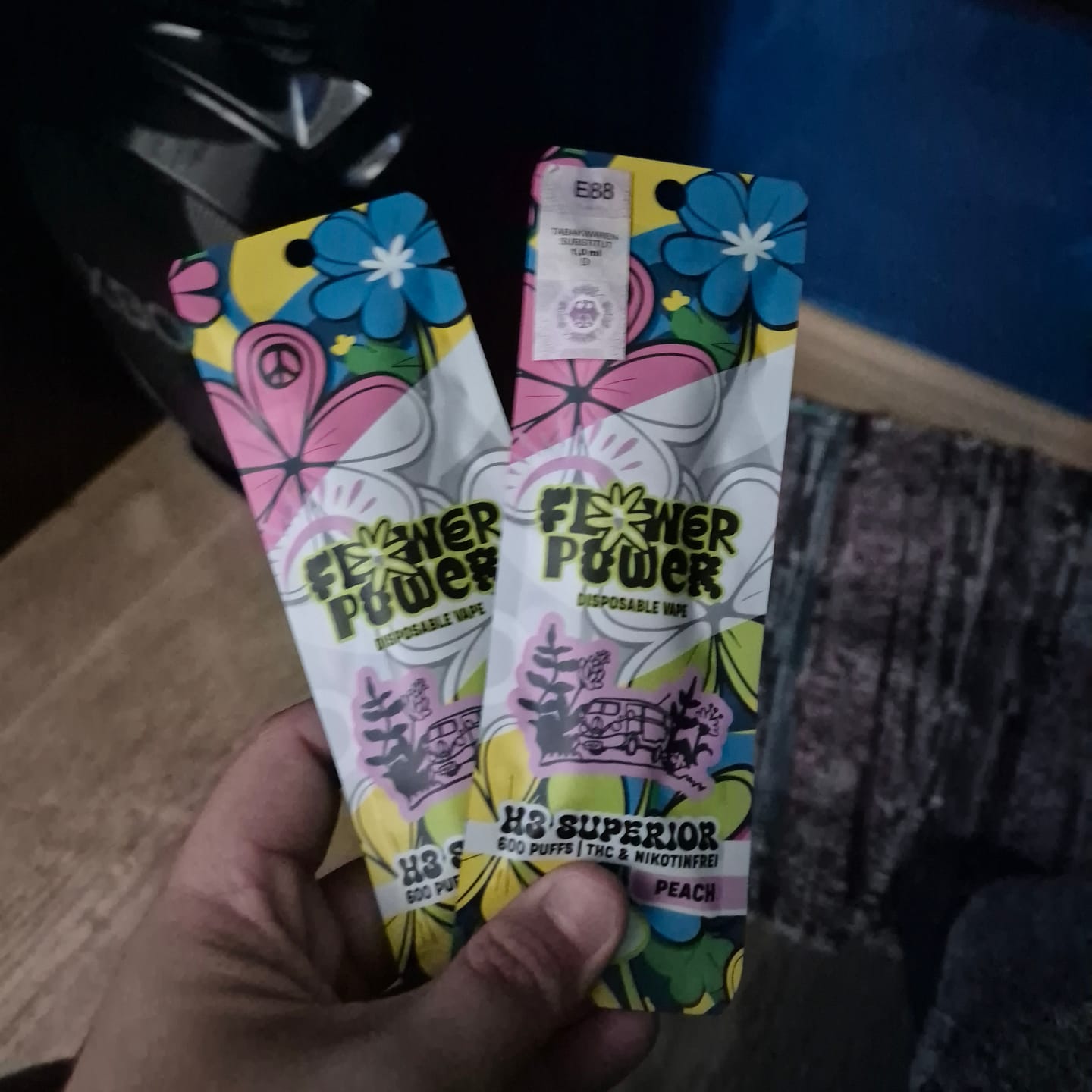 Customer photo review of 🍑Flower Power Vape Peach Superior Blend