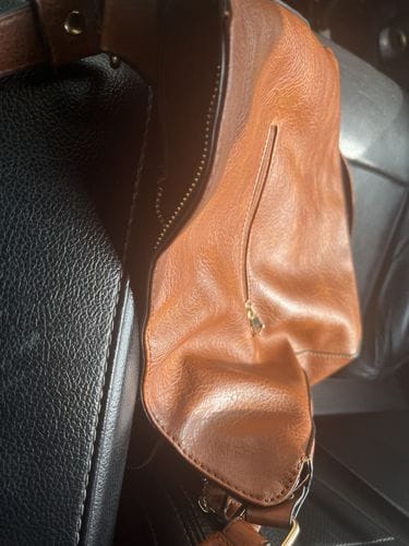 Customer photo review of Luxury Leather Hobo Bag Anti-Theft Handbag + FREE Pouch Wallet