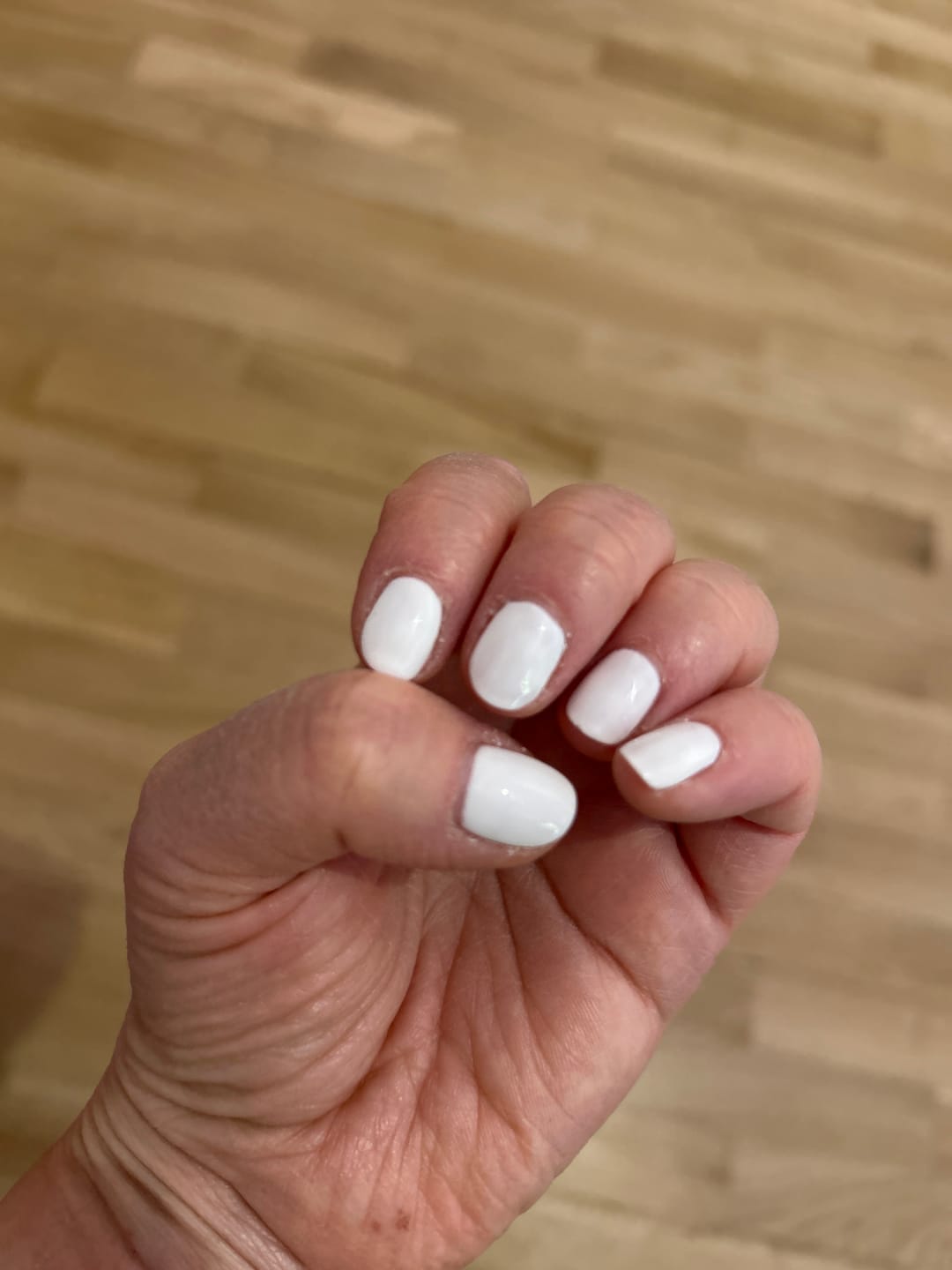 Customer photo review of Smalto Semipermanente LCI -  Bianco Latte