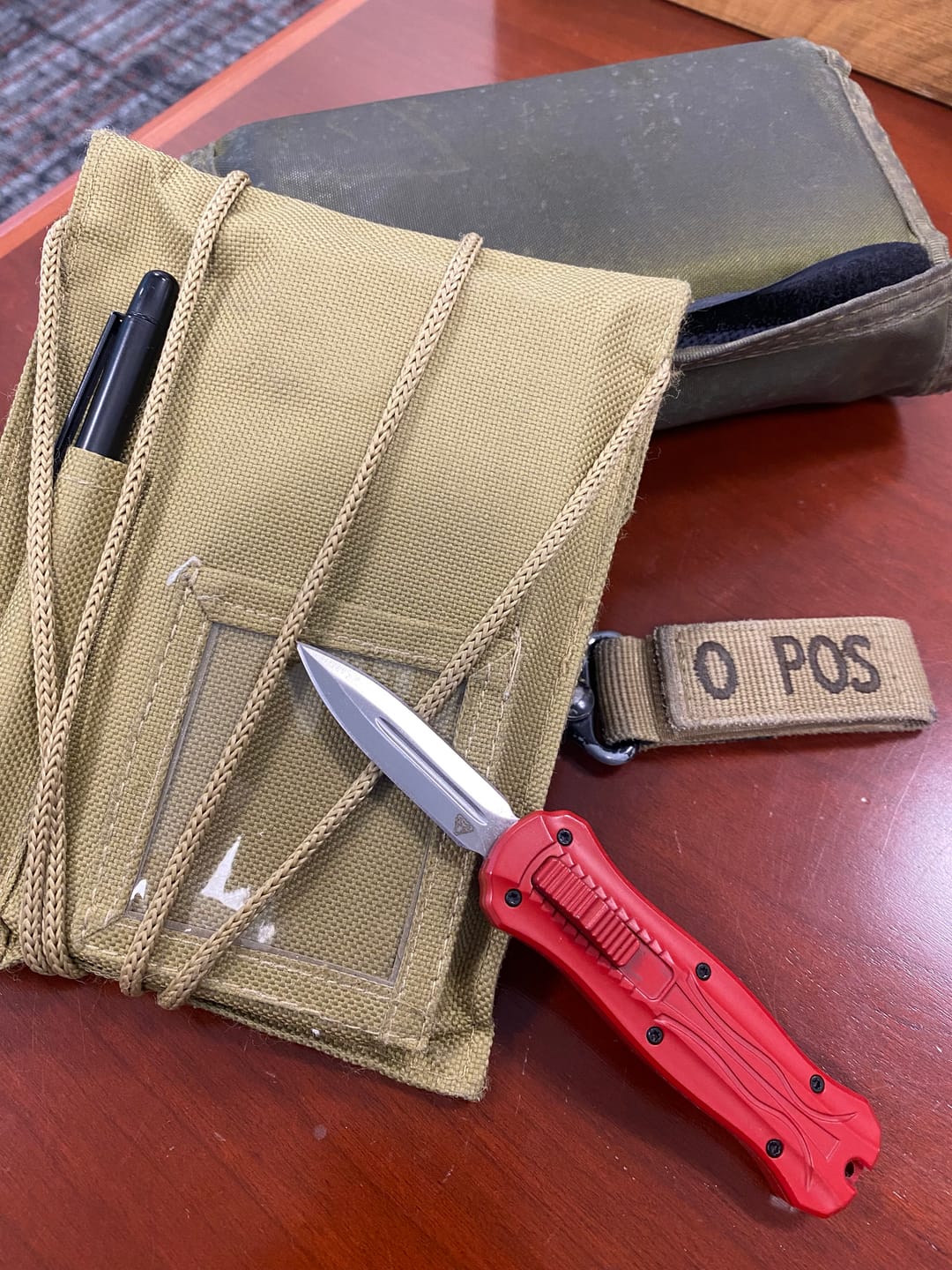 Customer photo review of VT Black Rocket Mini OTF Knife