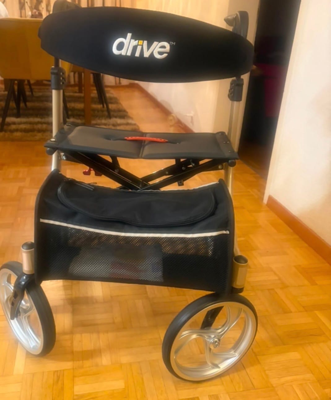 Customer photo review of Rollator Nitro Champagner