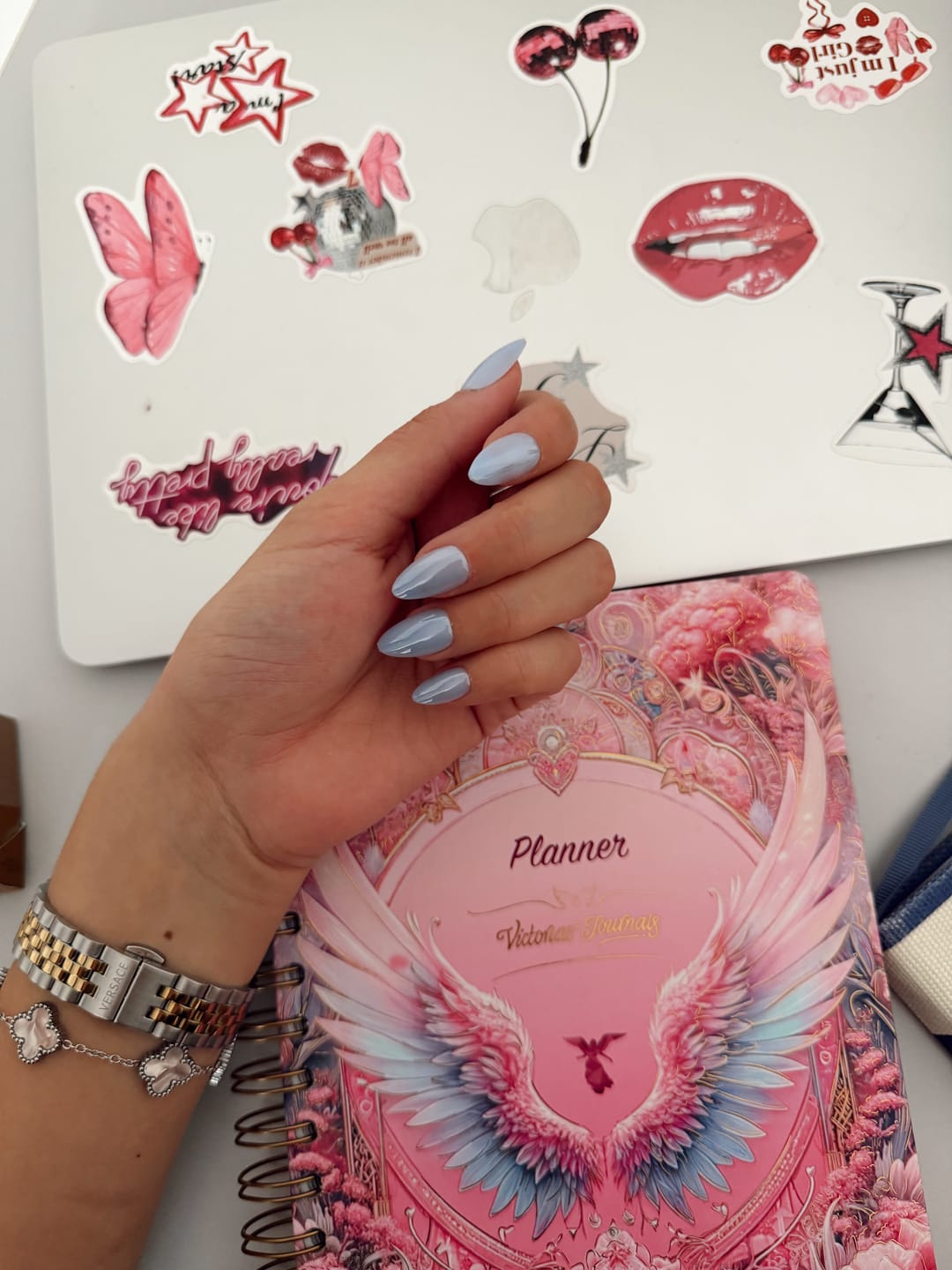 Customer photo review of Lavender Glaze - Short Almond - 30 Adet Takma Tırnak