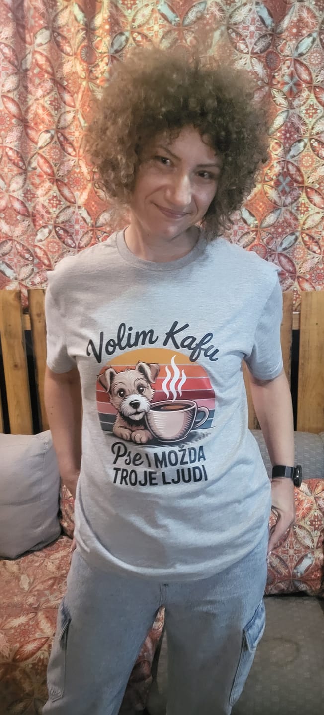 Customer photo review of Volim Kafu i Pse - Majica