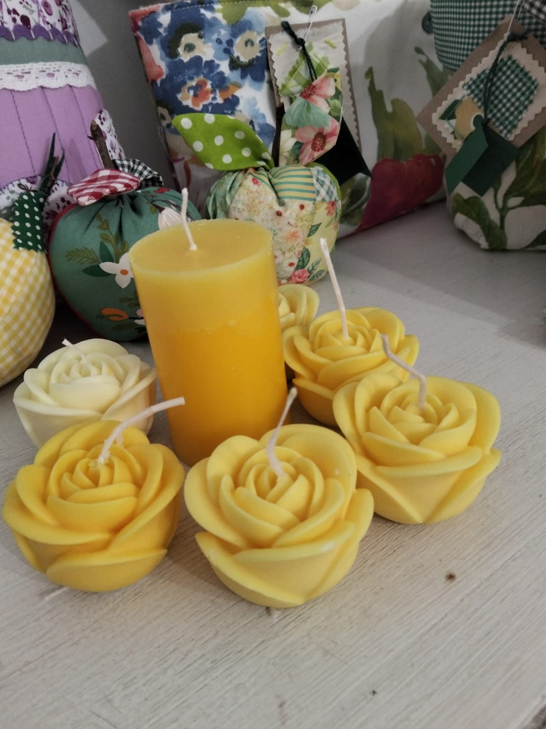Customer photo review of Colorante líquido para velas AMARILLO
