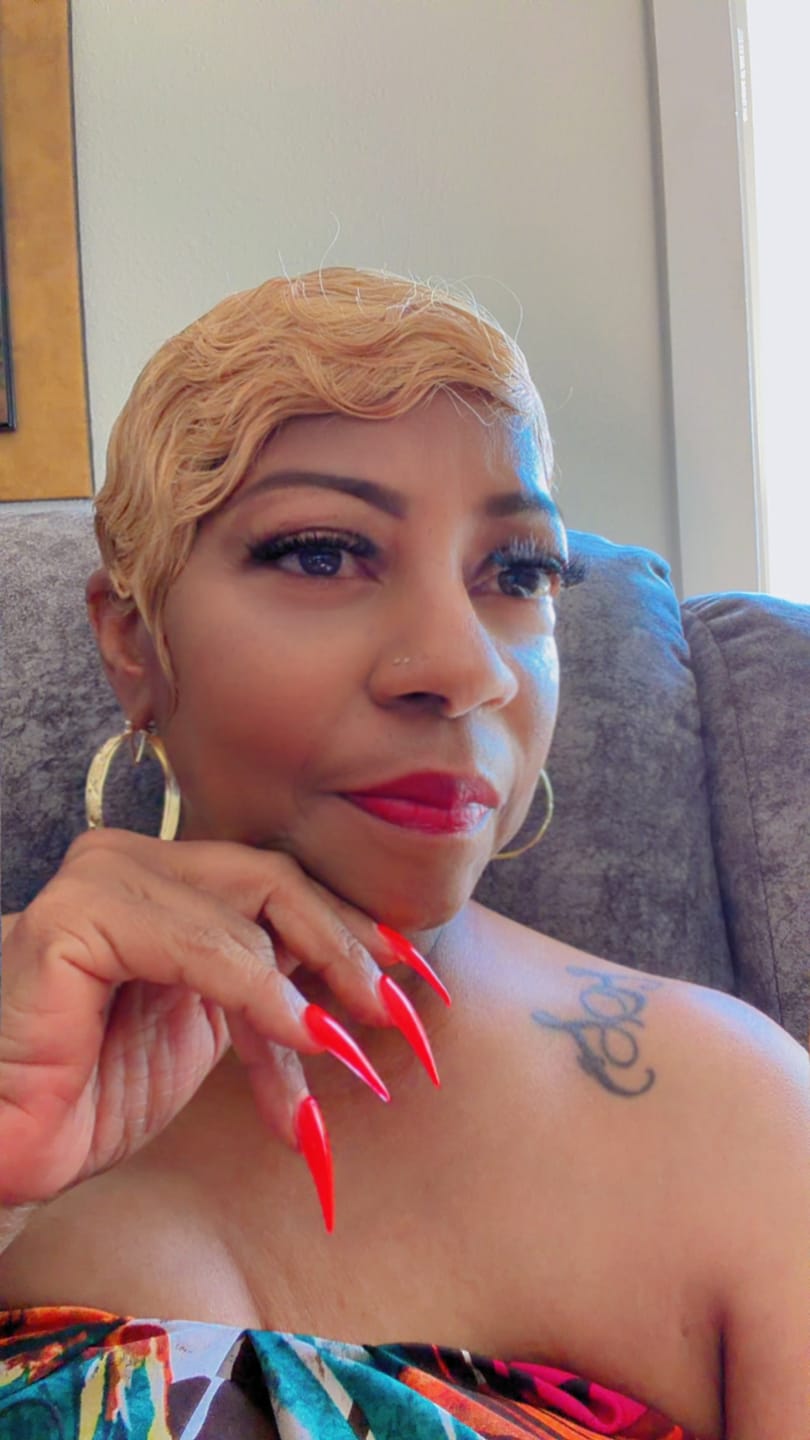 Customer photo review of Janet Collection Human Hair Full Wig - MOMMY