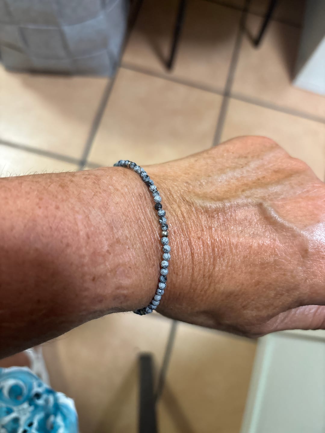 Customer photo review of Schneeflocken Obsidian Set - Halskette & Armband