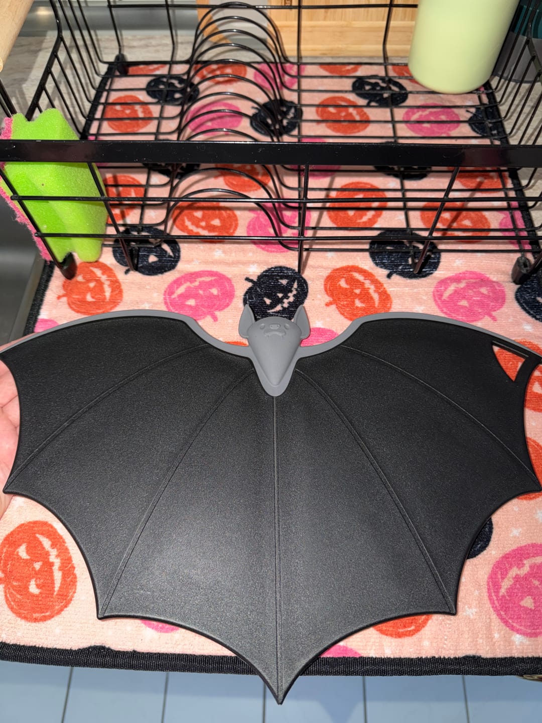 Customer photo review of Faltbares Schneidebrett in Fledermausform – Batty