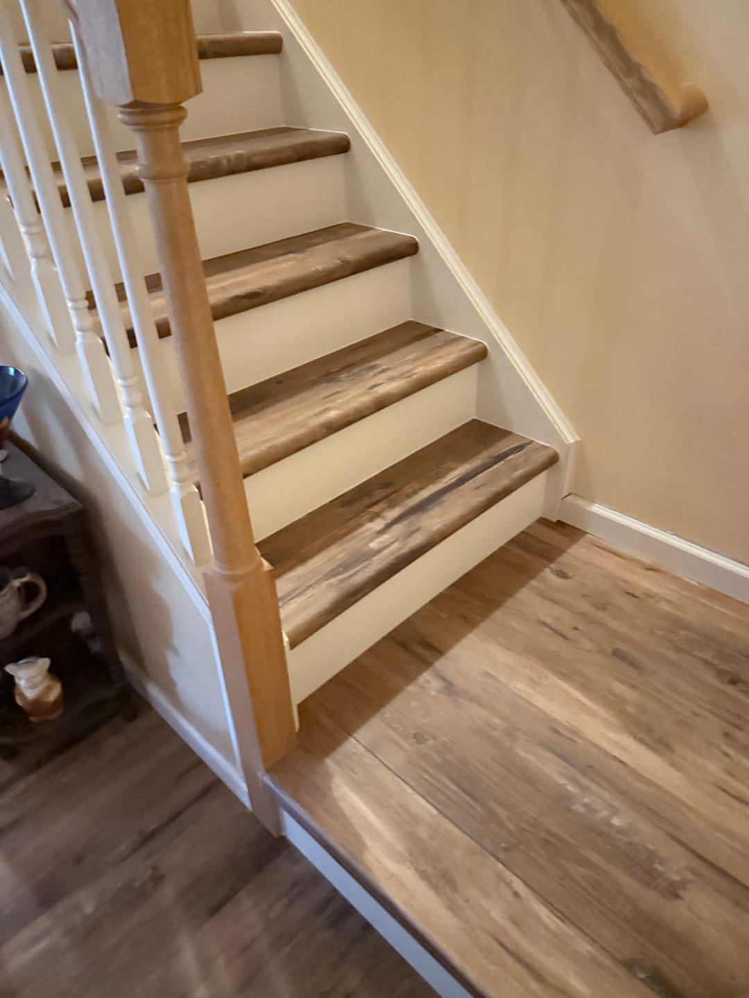 Customer photo review of Heirloom Pine Stair Tread