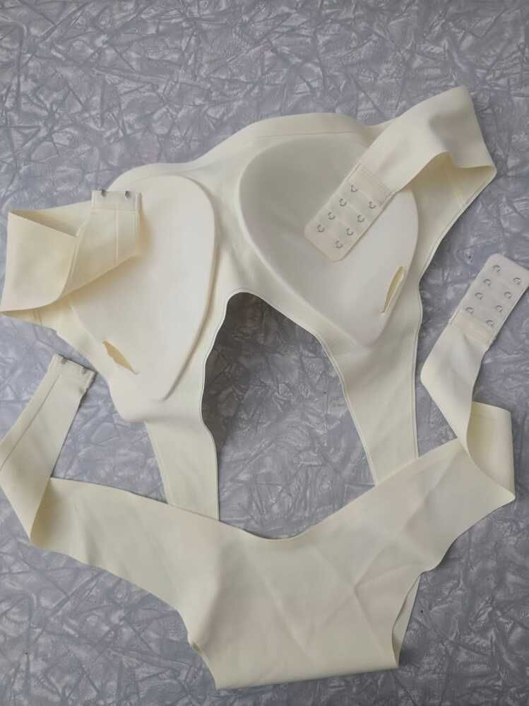 Customer photo review of Front Closure Cross-Back Wireless Posture Bra