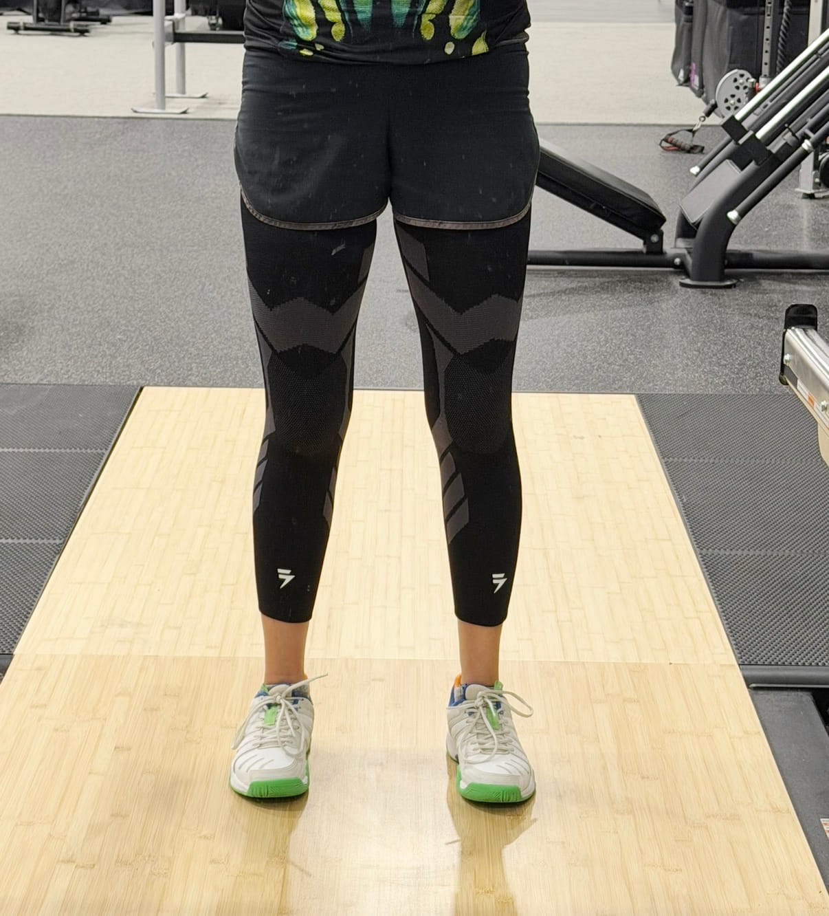 Customer photo review of Compression Sleeves V2 for Knees and Legs