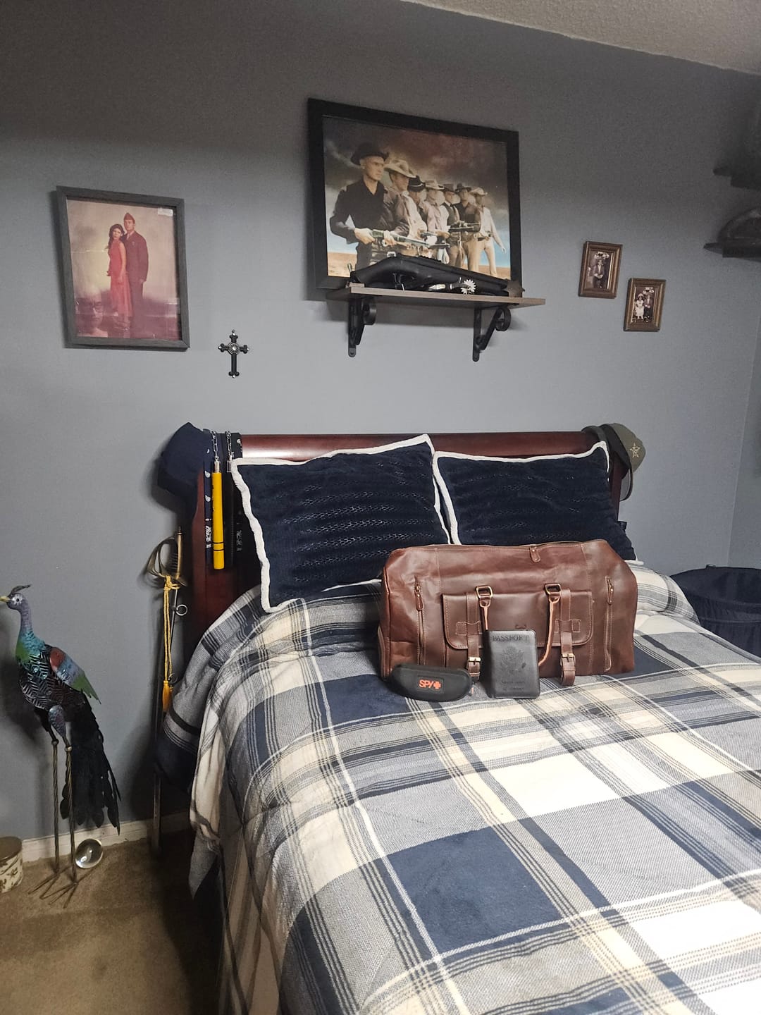 Customer photo review of Crazy Horse Buffalo Leather Weekend Bag