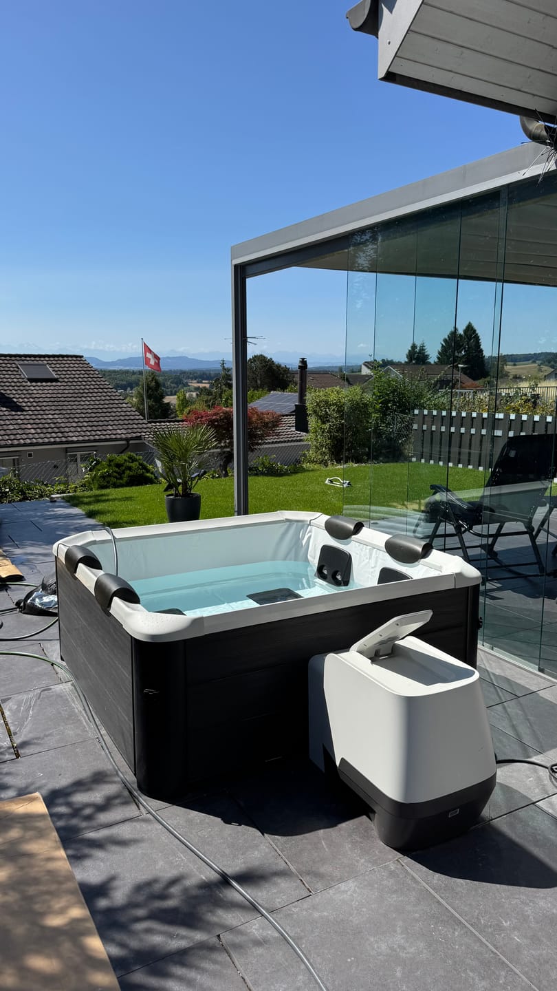 Customer photo review of Mspa Whirlpool Oslo App Steuerung LED 2026 160x160cm