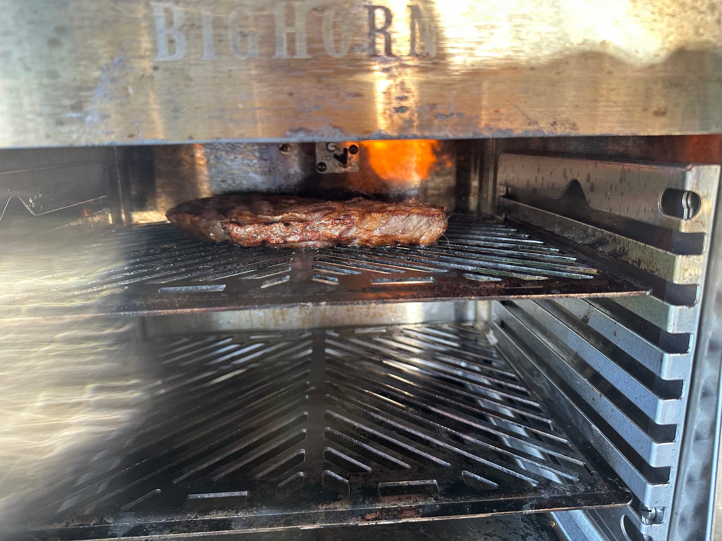 Customer photo review of 1500℉ Portable Infrared Steak Grill with Pizza Stone, Stainless Steel- 16 Inch