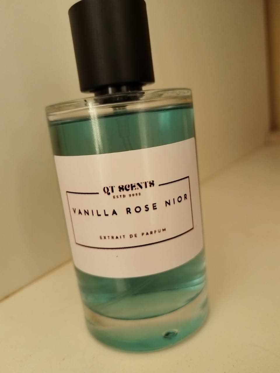 Customer photo review of Vanilla rose nior  unisex