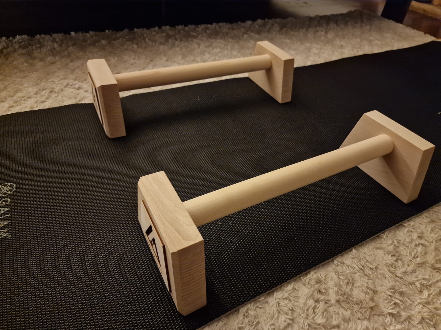 Customer photo review of Wooden Parallettes LONG