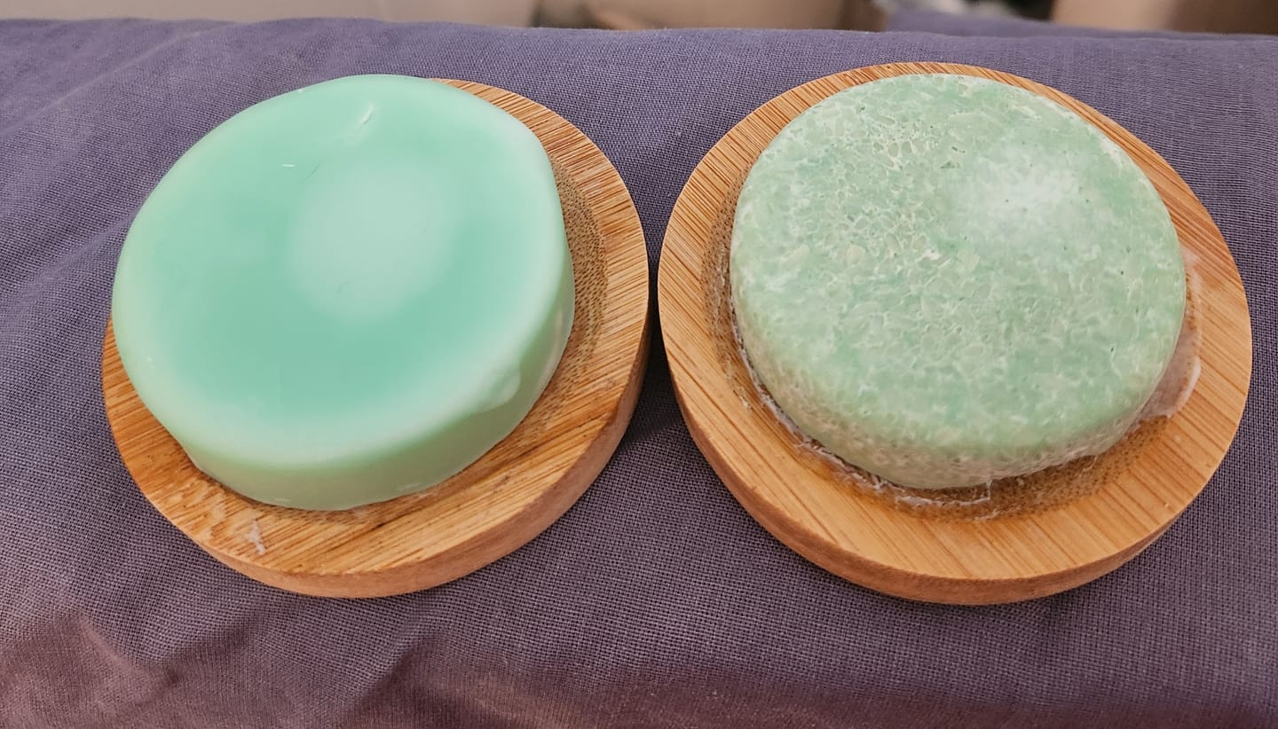 Customer photo review of Peppermint Oil Anti-Dryness Shampoo Bar