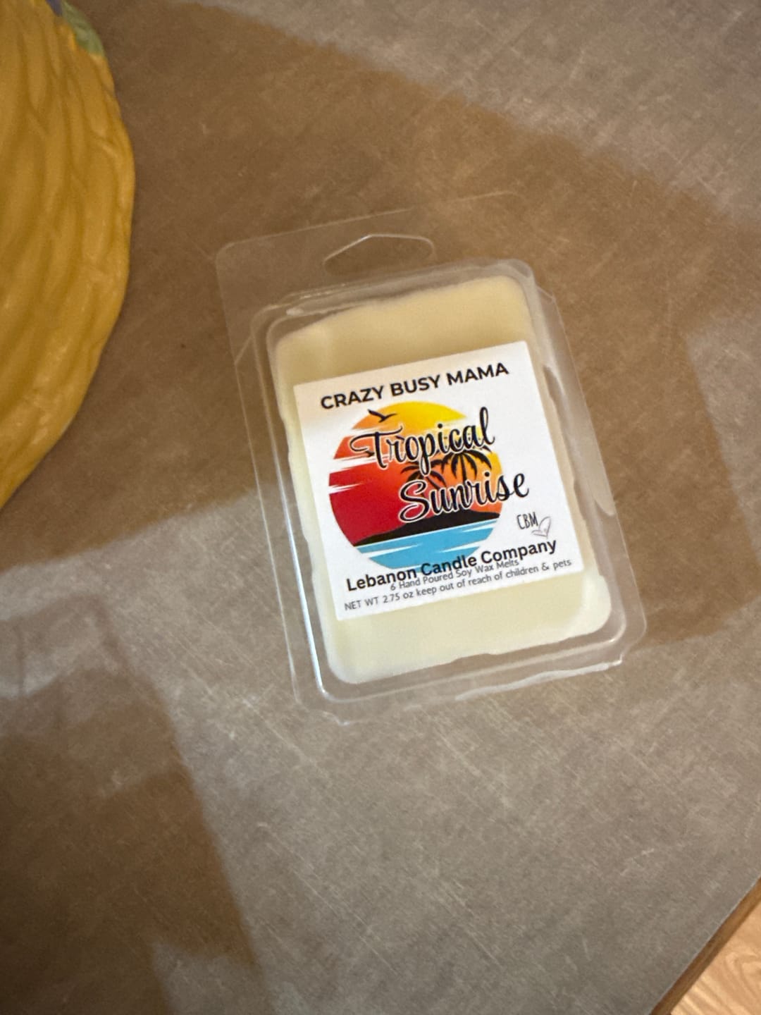 Customer photo review of Crazy Busy Mama Exclusive Tropical Sunrise Wax Melt