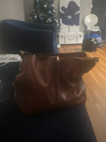 Customer photo review of Luxury Leather Hobo Bag Anti-Theft Handbag + FREE Pouch Wallet