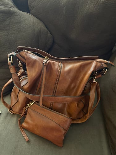 Customer photo review of Luxury Leather Hobo Bag Anti-Theft Handbag + FREE Pouch Wallet