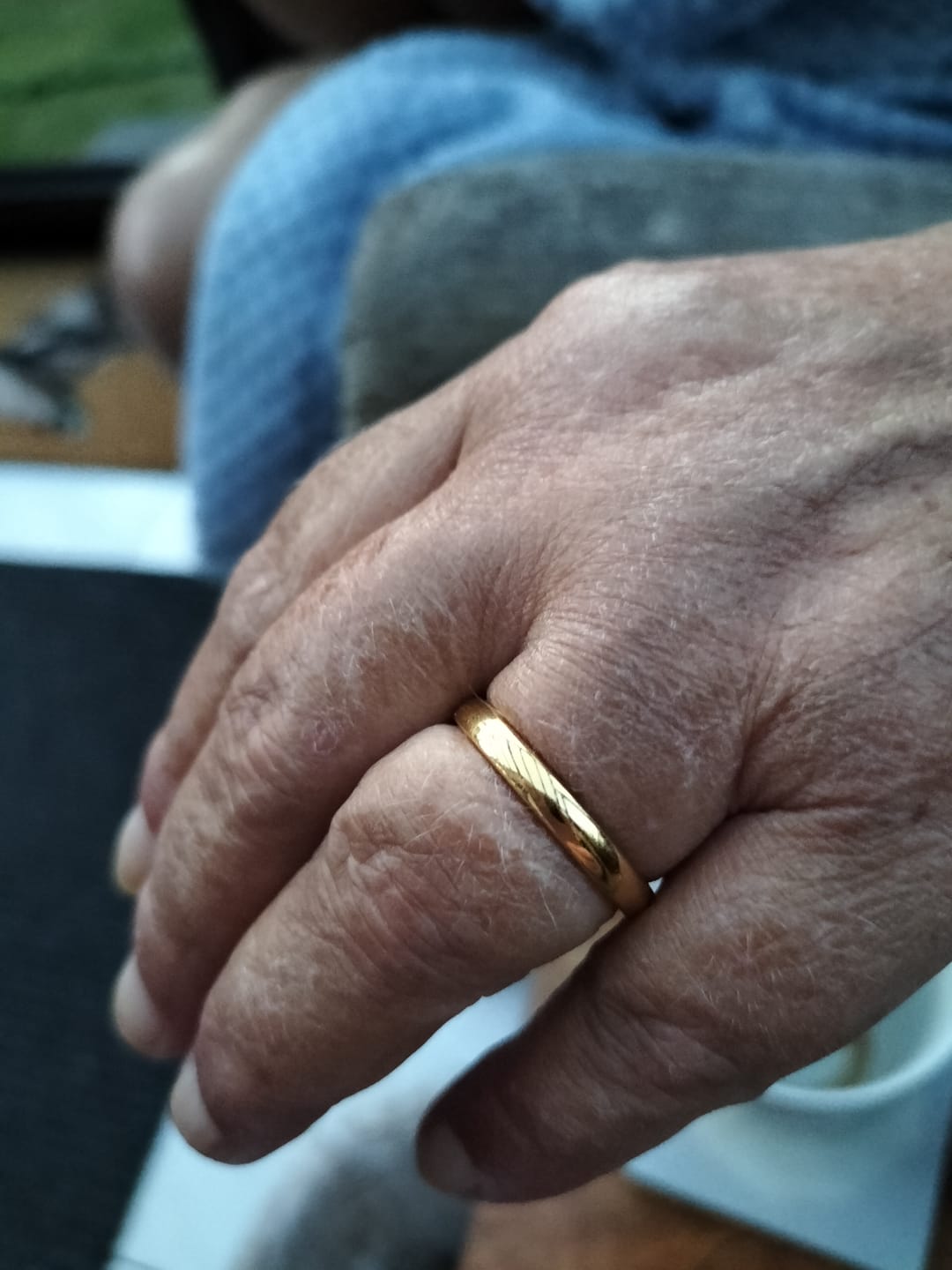 Customer photo review of Gold Wonder Ring Set
