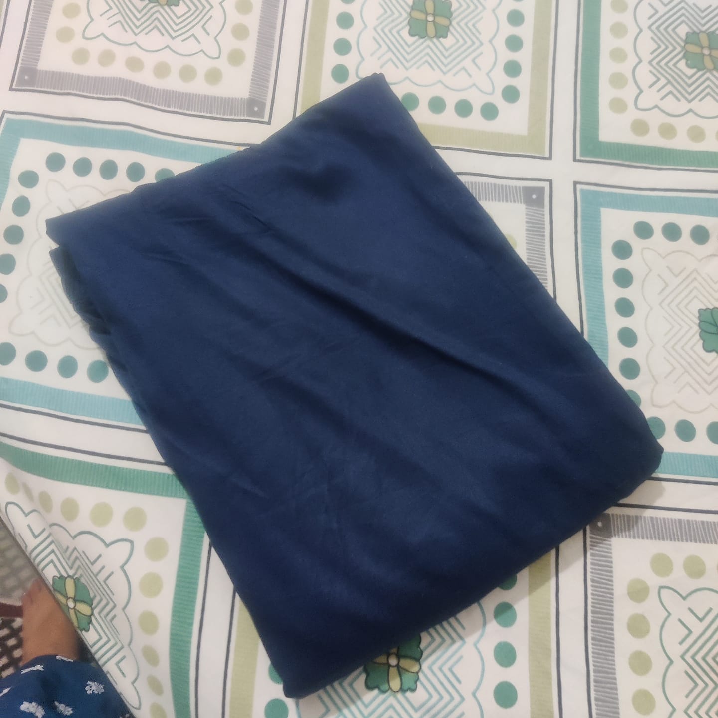 Customer photo review of Women Navy Blue Viscose Palazzo Pant