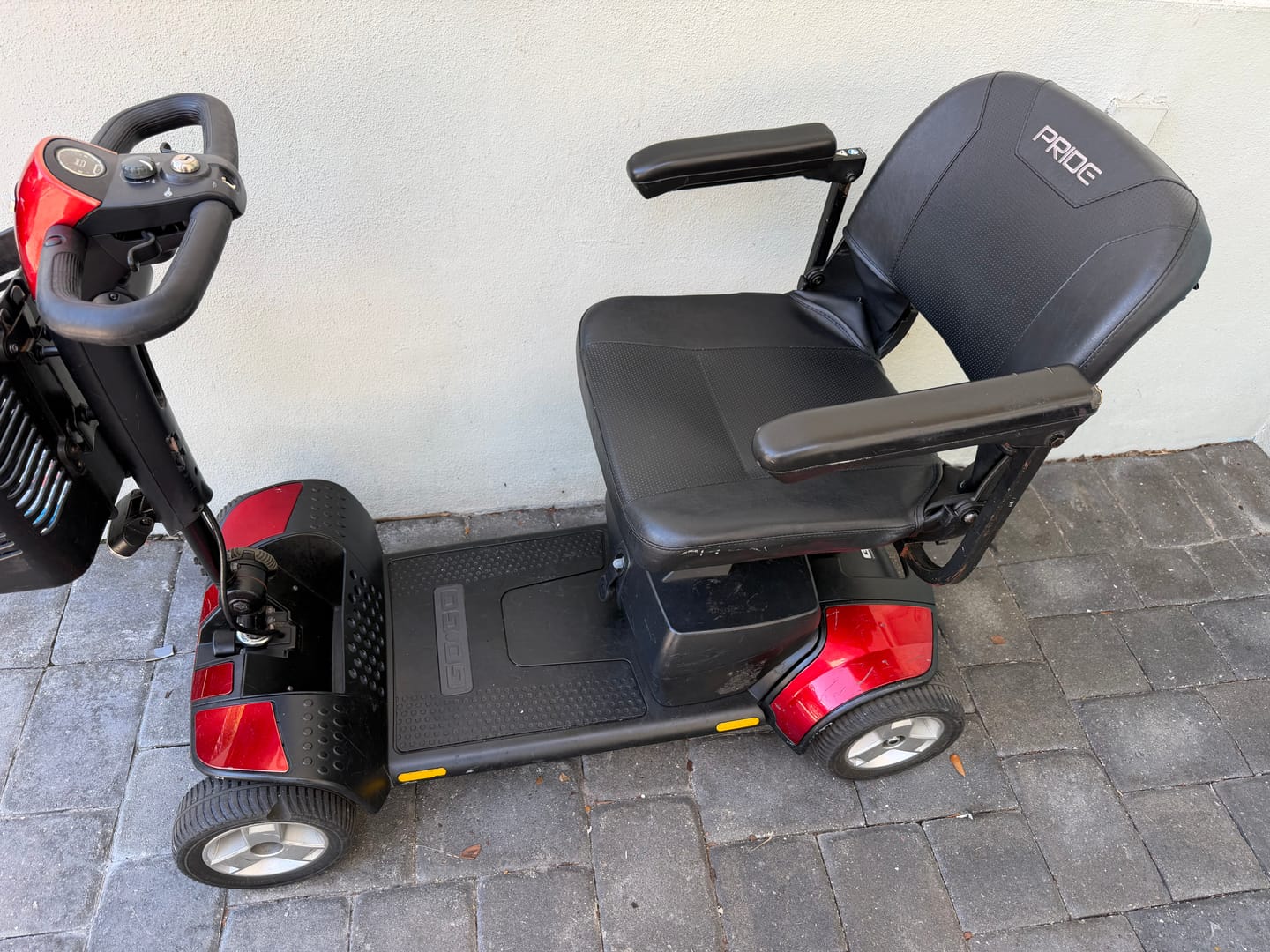 Customer photo review of Multiday Mobility & ECV Foldable Travel Scooter Rental 300 Pound Capacity (3 or more days)