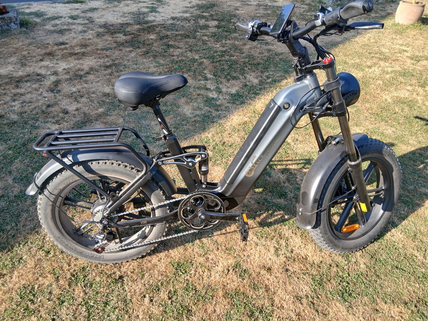Customer photo review of CMACEWHEEL V20 750W 20" Fat Bike 960Wh Full Suspension E-bike with Torque Sensor 48V 20Ah Battery