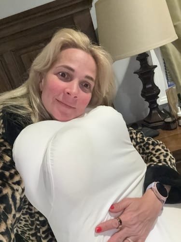 Customer photo review of Cloudii Comfort Align Pillow