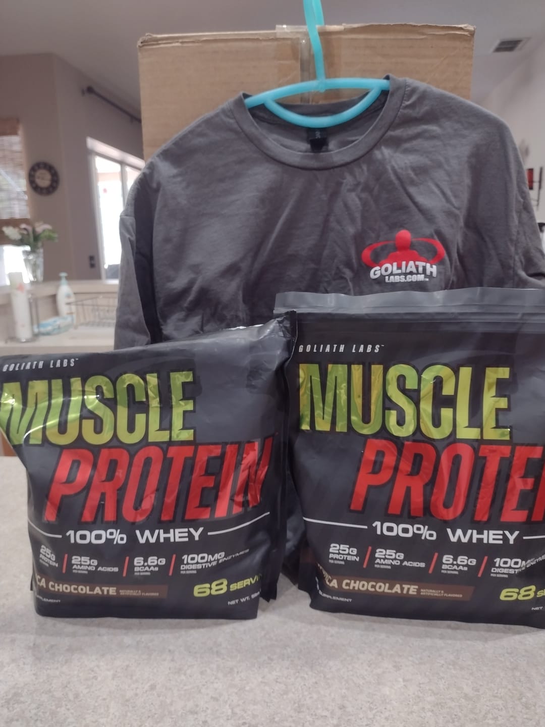 Customer photo review of 100% Whey Protein & T-Shirt