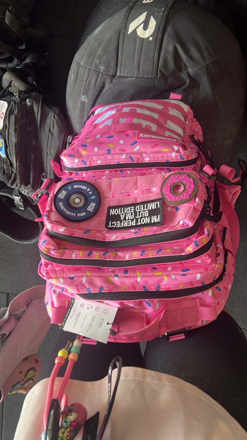 Customer photo review of Mochila Táctica V1 All In 45L Pink Glazed