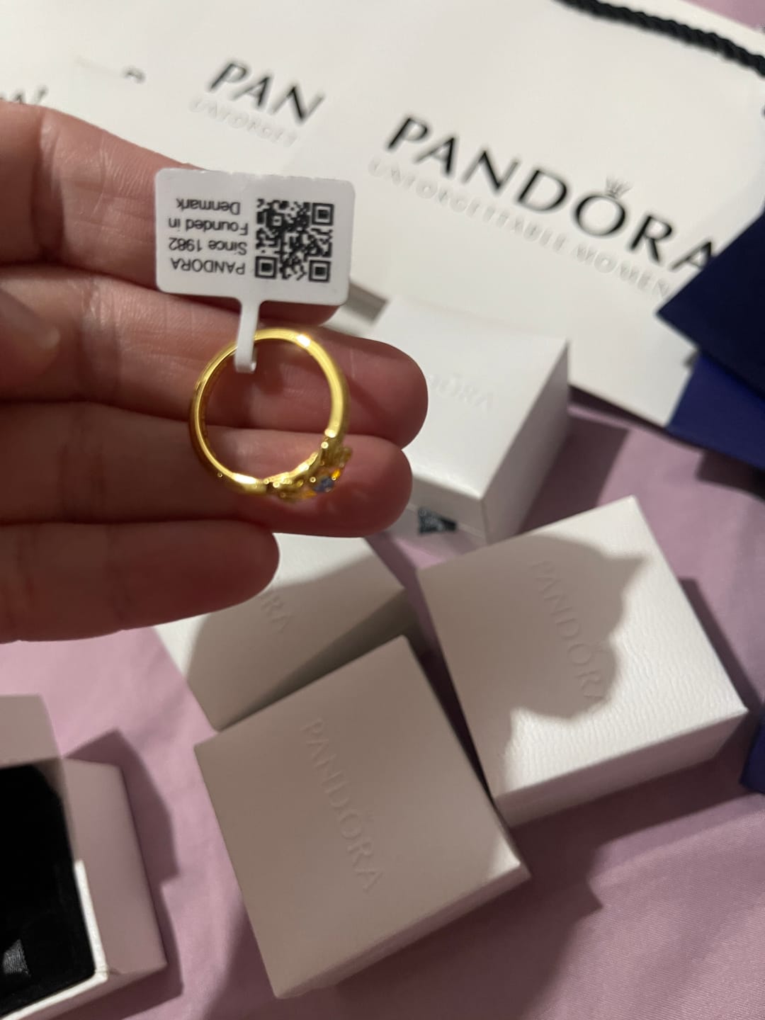 Customer photo review of SET CONJUNTO PANDORA ANILLO + ARETES + COLLAR CORAZON ELEVADO ROSA ROSE GOLD