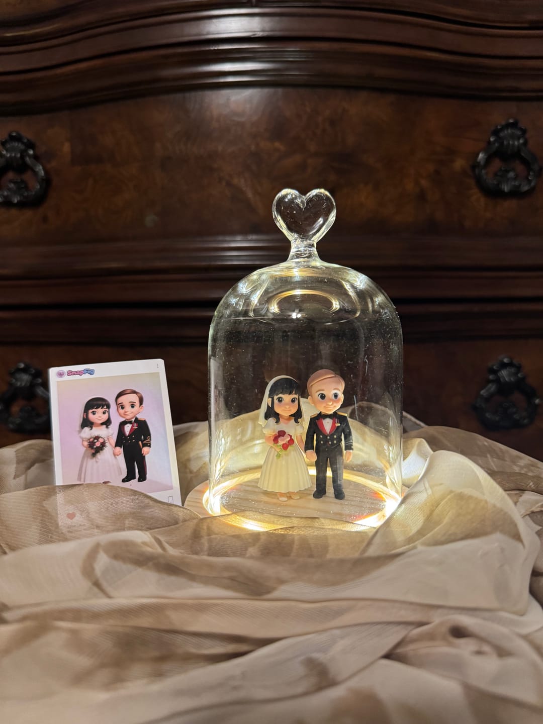 Customer photo review of (Suitable for 3D Figures) Heart Wooden Base Glass Dome Fairy Light Lamp Warm LED Decorative Light