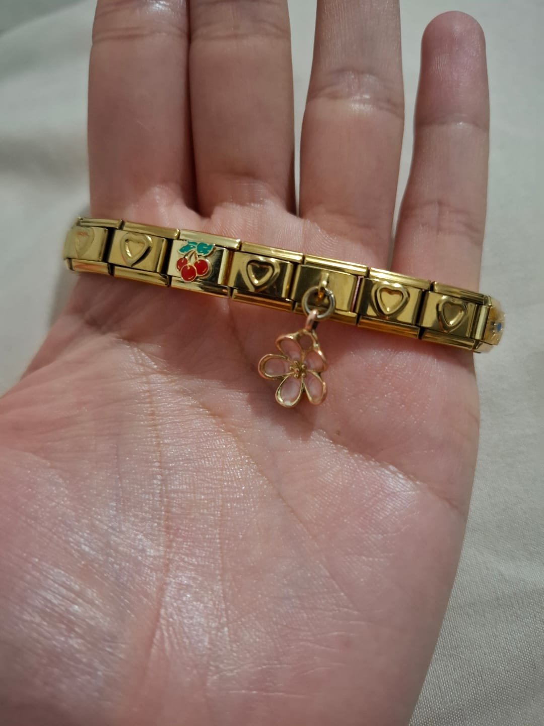 Customer photo review of Charm Flor rosa