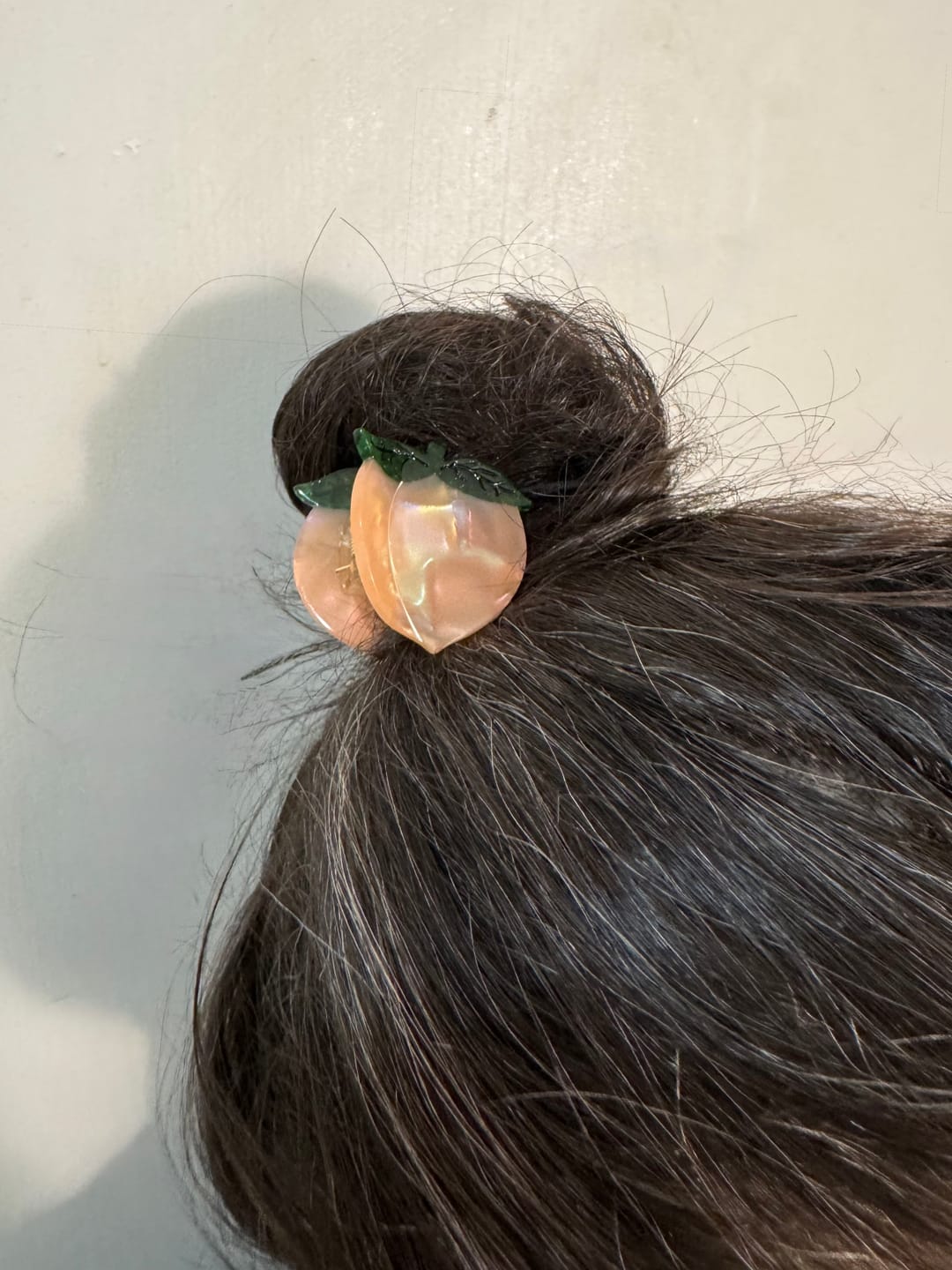 Customer photo review of Mini Peach Hair Claw Clip