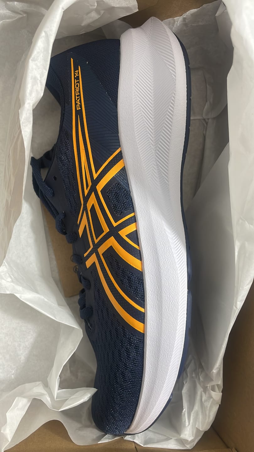 Customer photo review of Asics Patriot 14 Hombre Midnight Yamabuki