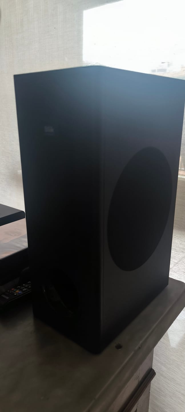 Customer photo review of Barra De Sonido Soundbar Blik Surreal80 80W