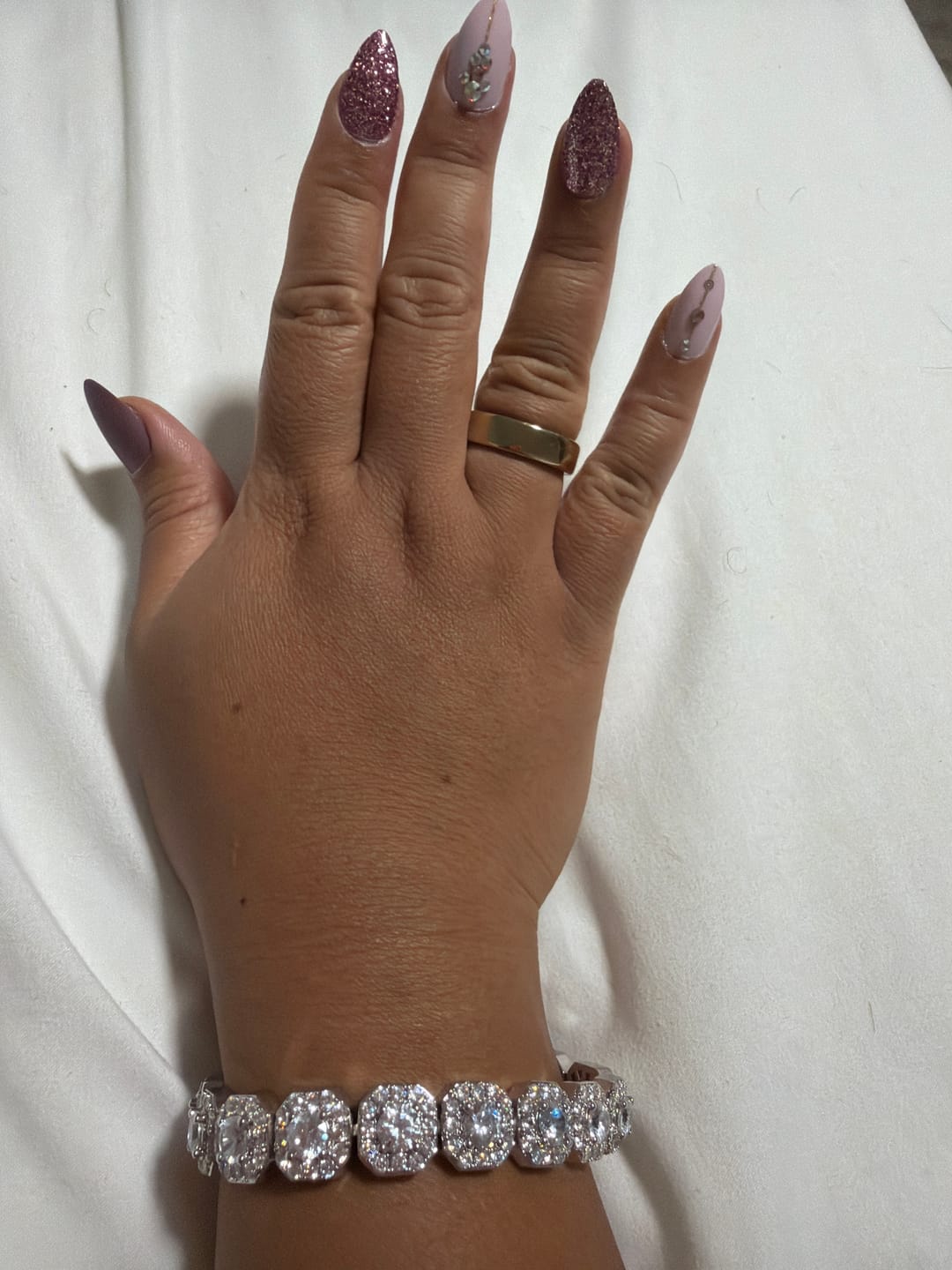 Customer photo review of 10mm Clustered Tennis Bracelet - White Gold