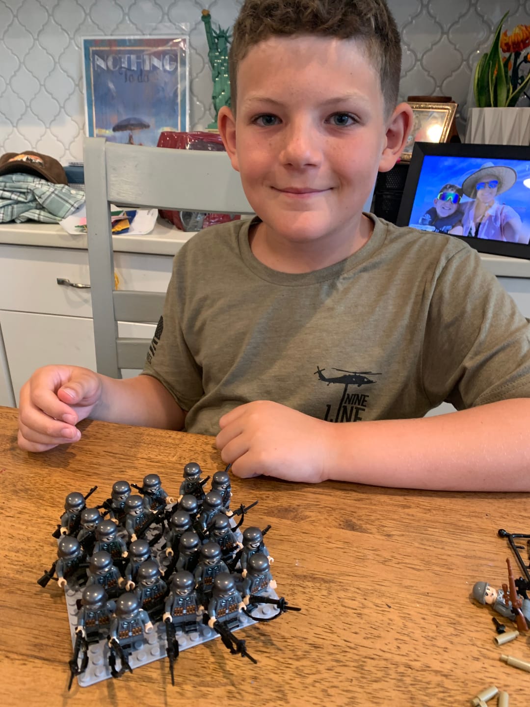 Customer photo review of 🎁 Brick Battalion | 24 Soldiers (100% off)