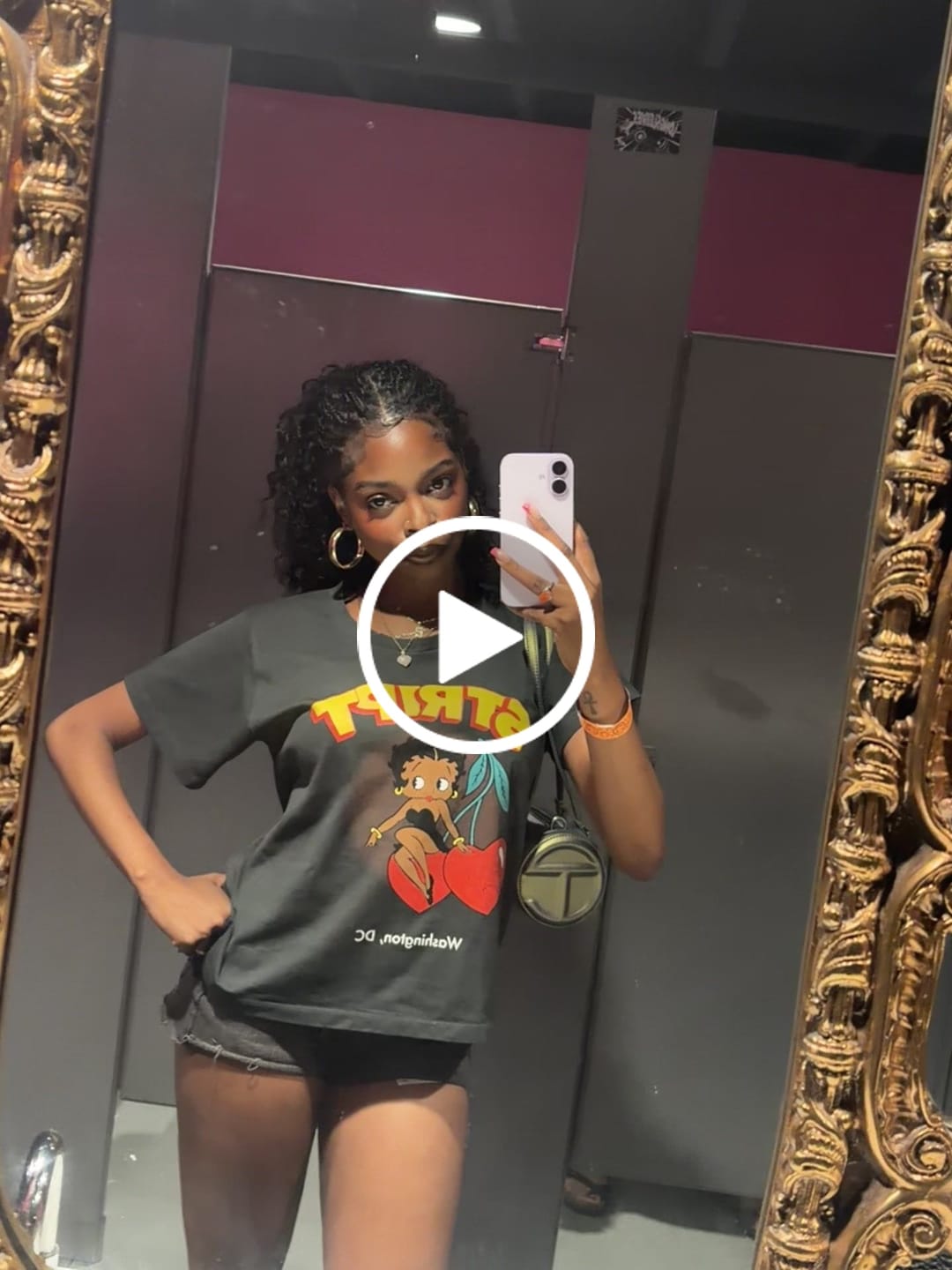 Customer video review of BETTY BOOP VINTAGE TEE