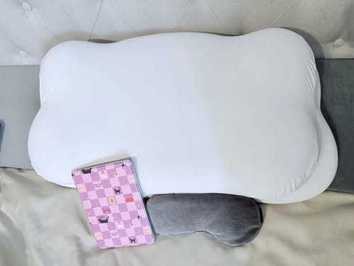 Customer photo review of Cloudii Comfort Align Pillow