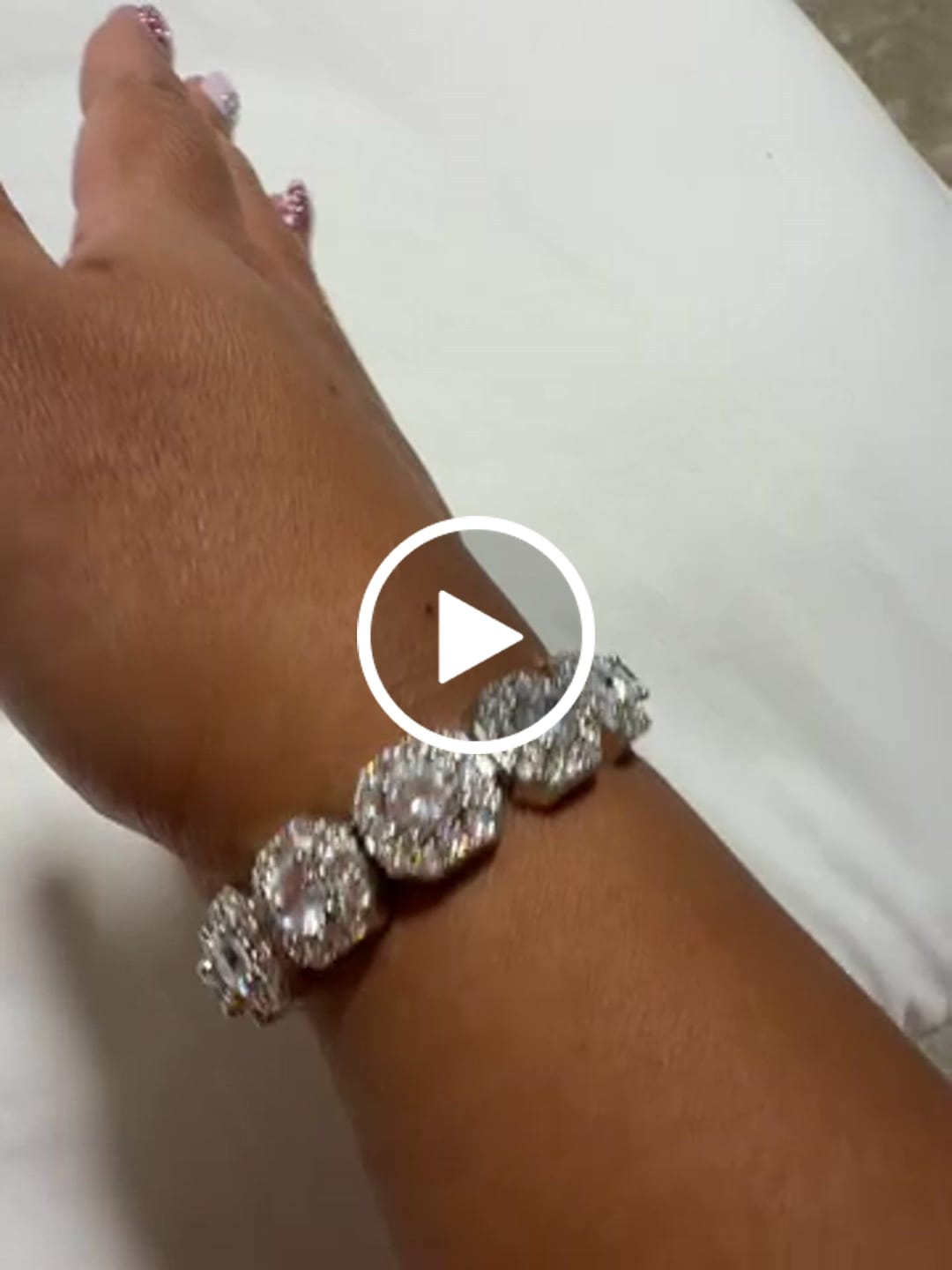 Customer video review of 10mm Clustered Tennis Bracelet - White Gold