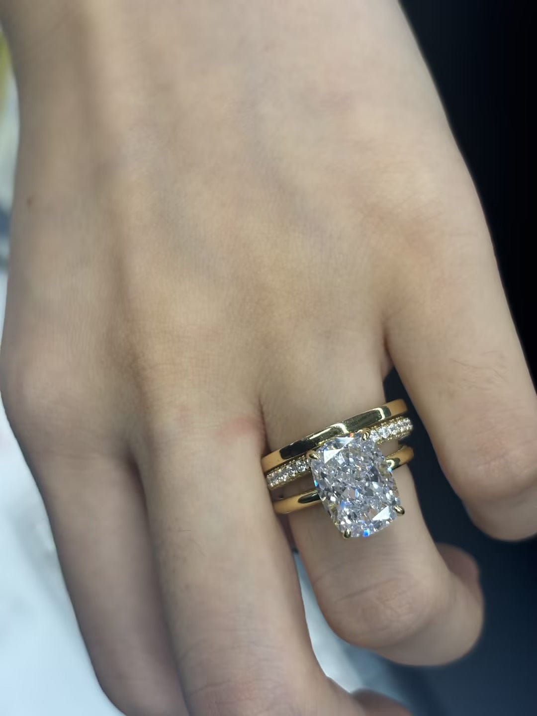Customer photo review of S925 3PC Wedding Sets 6.5Ct Elongated Cushion Cut Wedding Ring Set With Classic Wedding Bands
