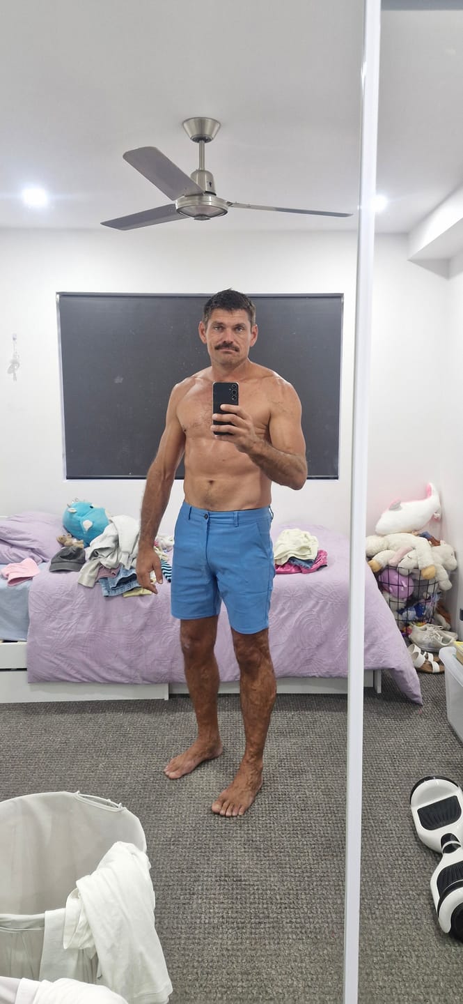 Customer photo review of Ultra-Stretch 5" Chino Shorts - Coral