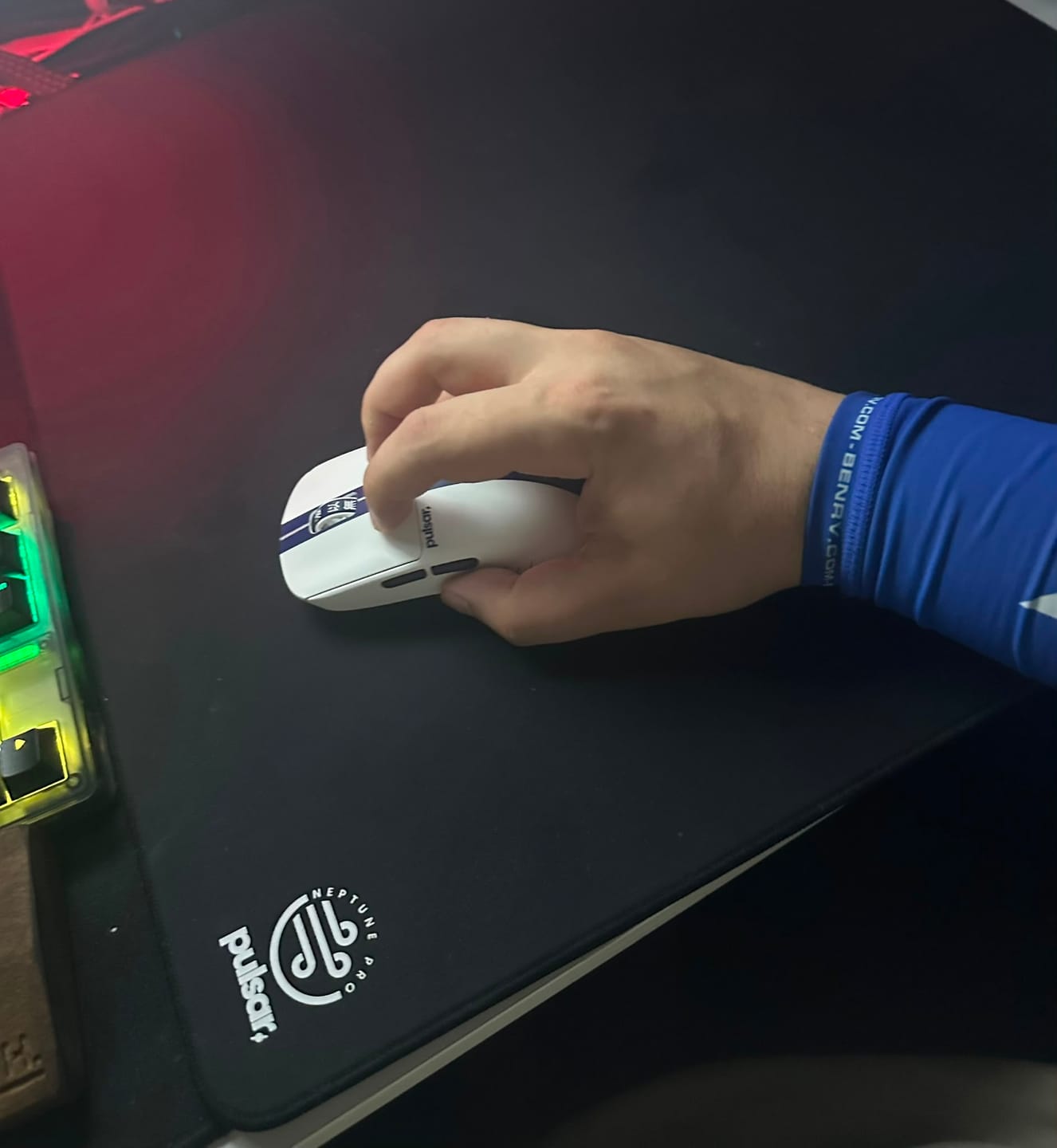 Customer photo review of Pulsar X2 CrazyLight Bruce Lee 85th Edition Wireless Mouse