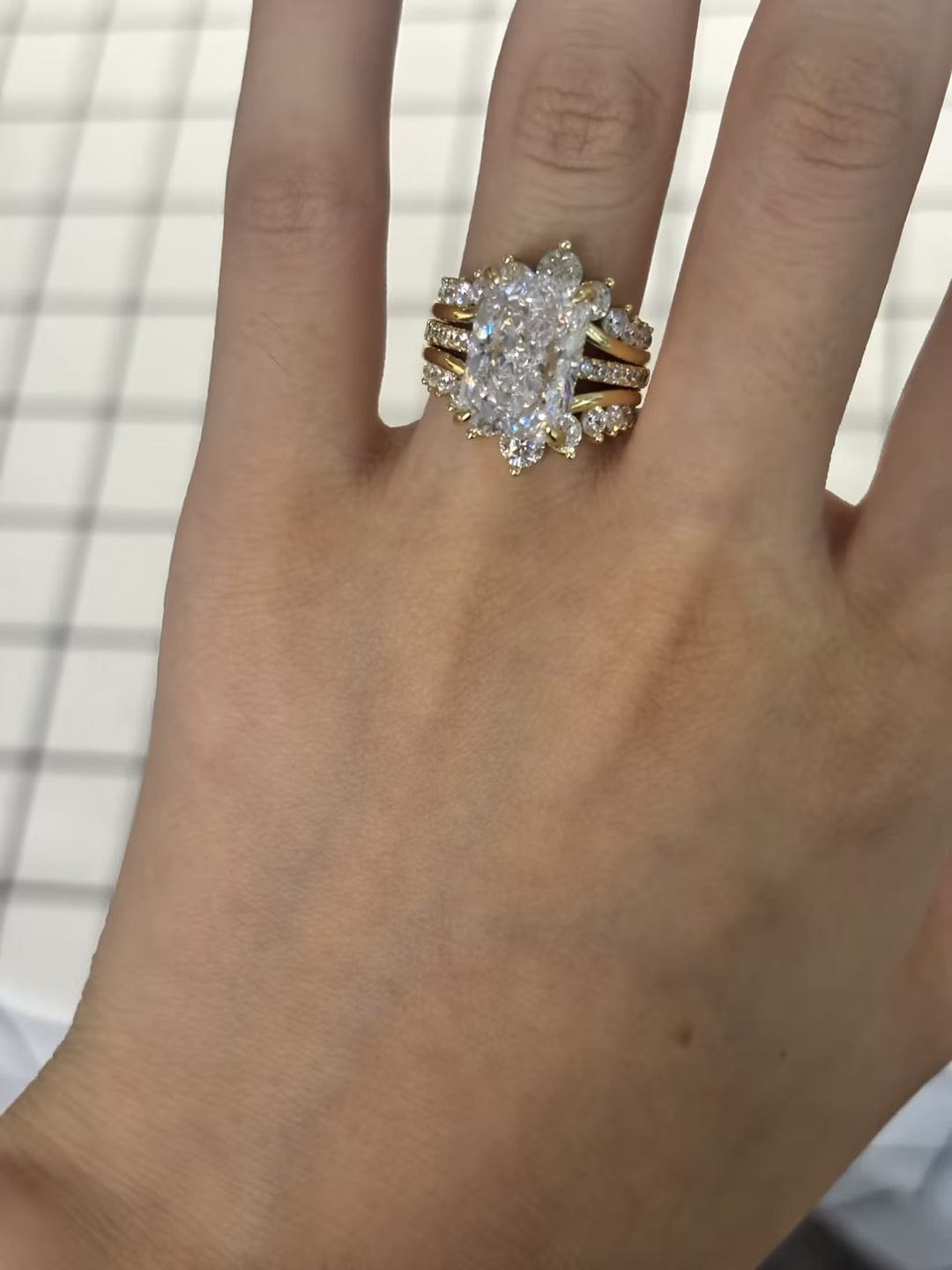 Customer photo review of S925 7.0 Carat Radiant Cut Insert Wedding Ring Set With Crown-Shaped Engagement Ring Enhancer