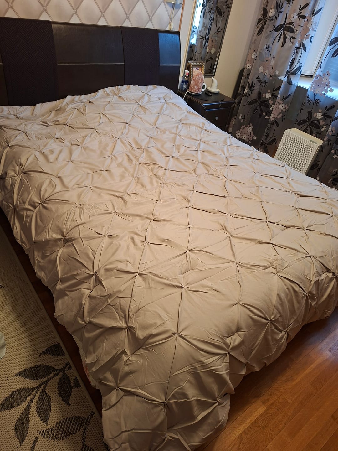 Customer photo review of Lazy peitto Pintuck Taupe/Harmaa